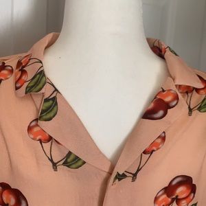 Beautiful H&M shirt in size Medium Men’s